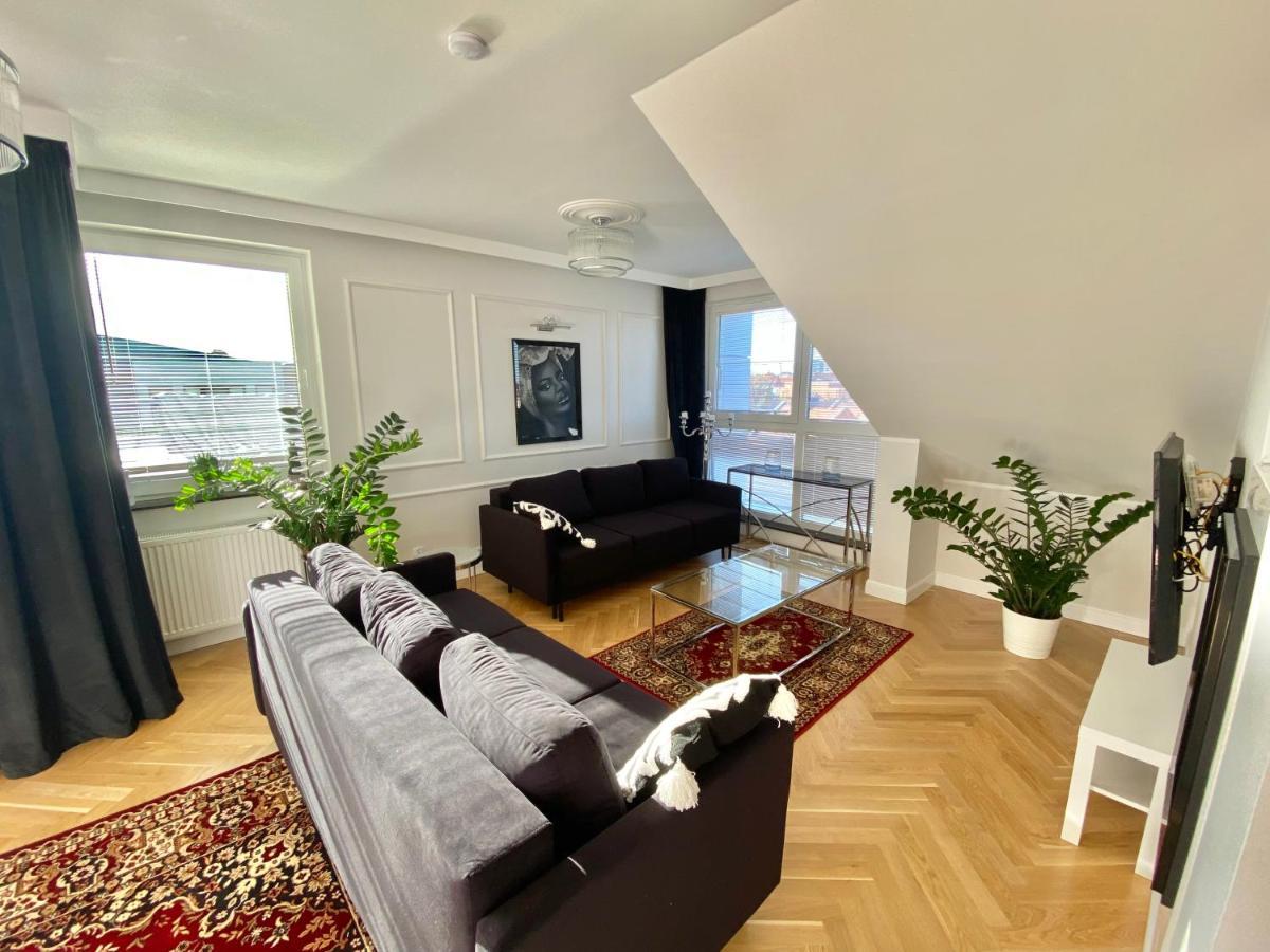Apartment Szafarnia Delux